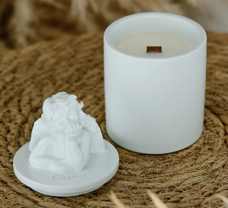 Аромасвічка CUPID SANTAL MINT 100% WOOD WAX 165g 35h NAC 1101